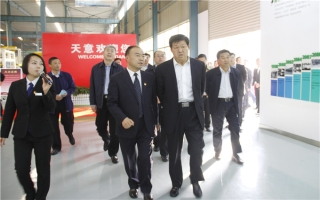 济宁市副市长张胜明莅临优发国际机械