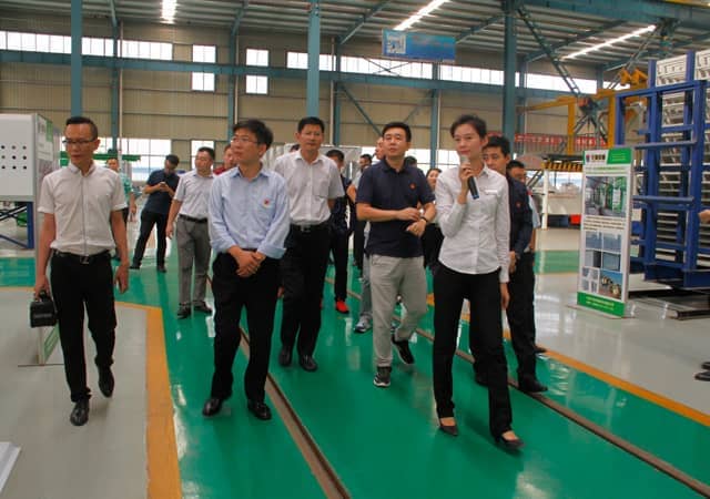 邹城青年企业家代表团莅临优发国际机械参观调研