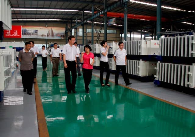 济宁市政协副主席戴伟娟一行莅临优发国际机械调研指导